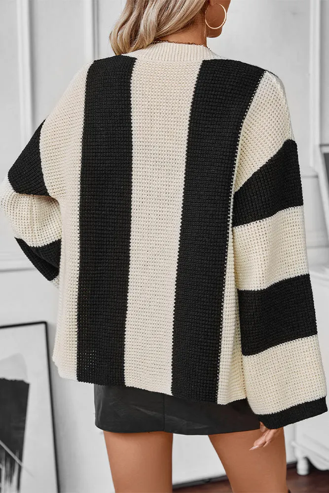 Knitted Cardigan - Buttoned Front - Black & White Stripe