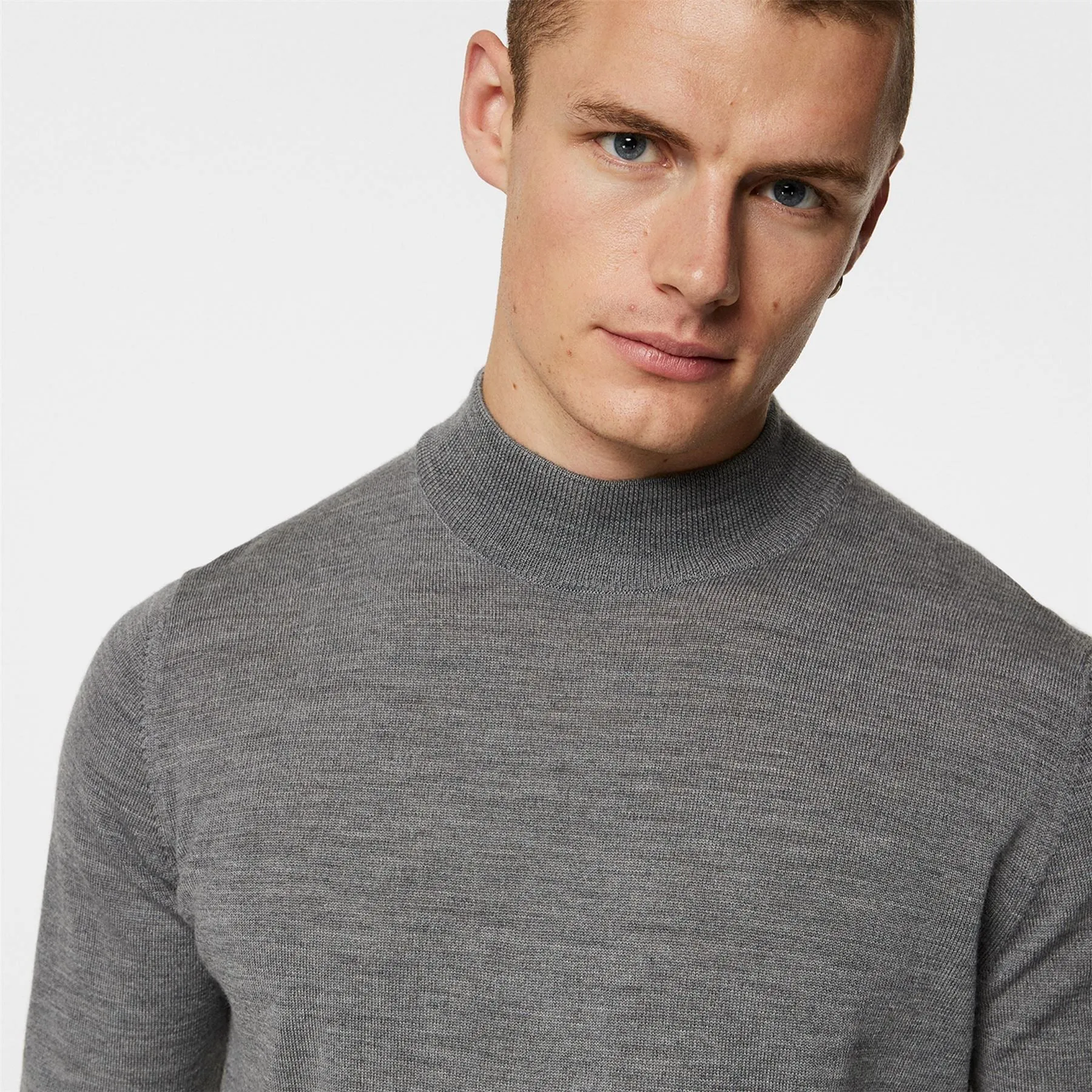 Korman Merino Turtle Neck Knit Mid Grey Melange - AW24