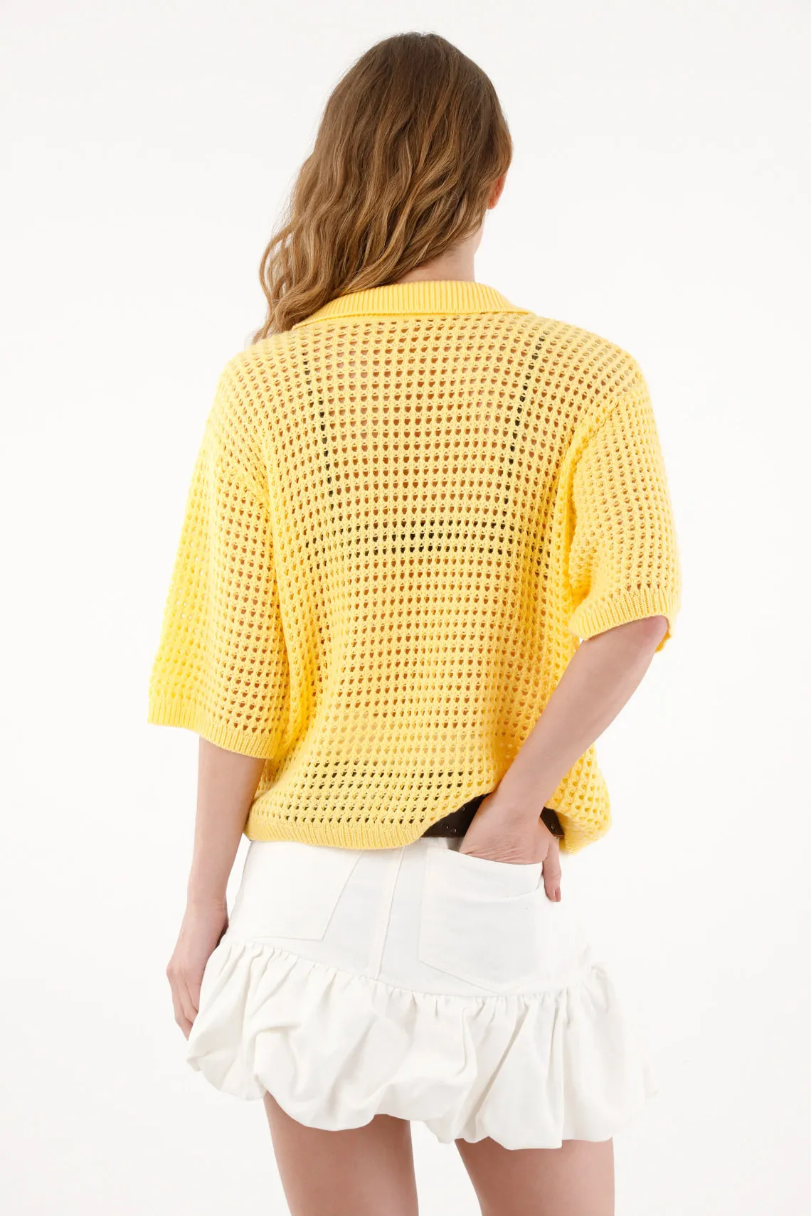 Women's knitted yellow shirt